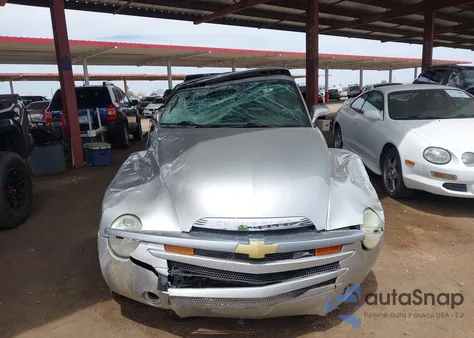 2005 Chevrolet Ssr from USA, damaged, VIN 1GCES14HX5B121216